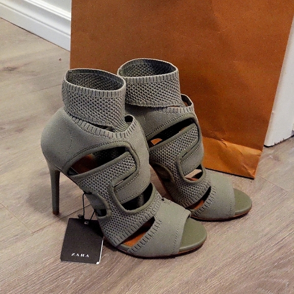 Zara Shoes - Zara l woman l  Heels l Size 6.5 l Euro 37 Ladies Zara heels sage green